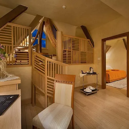 Zvon Design Otel