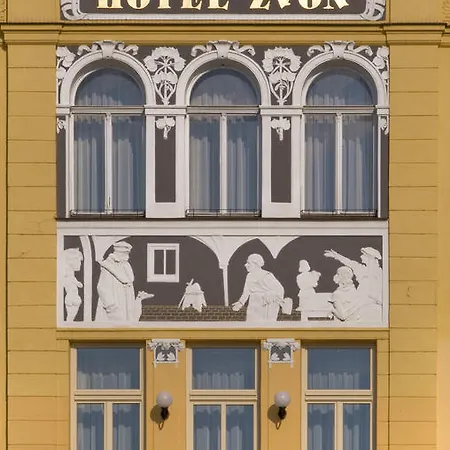 Otel Zvon Design 5*